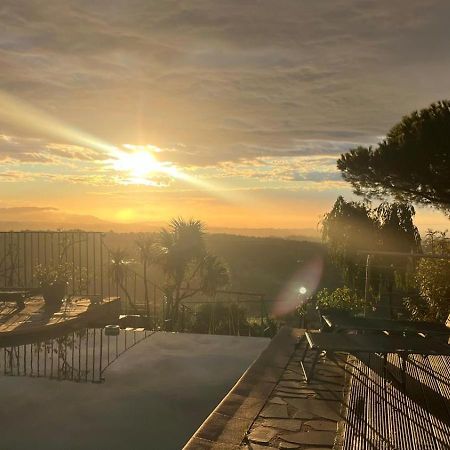 "Aux Balcons Du Riou" Avec Vue Mer 180 Degres Vence Εξωτερικό φωτογραφία
